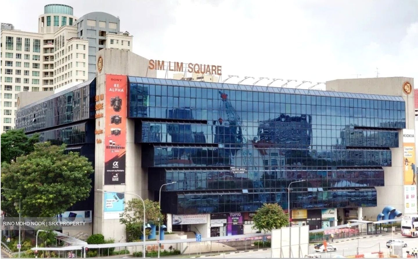 Sim Lim Square (D7), Shop House #517135931